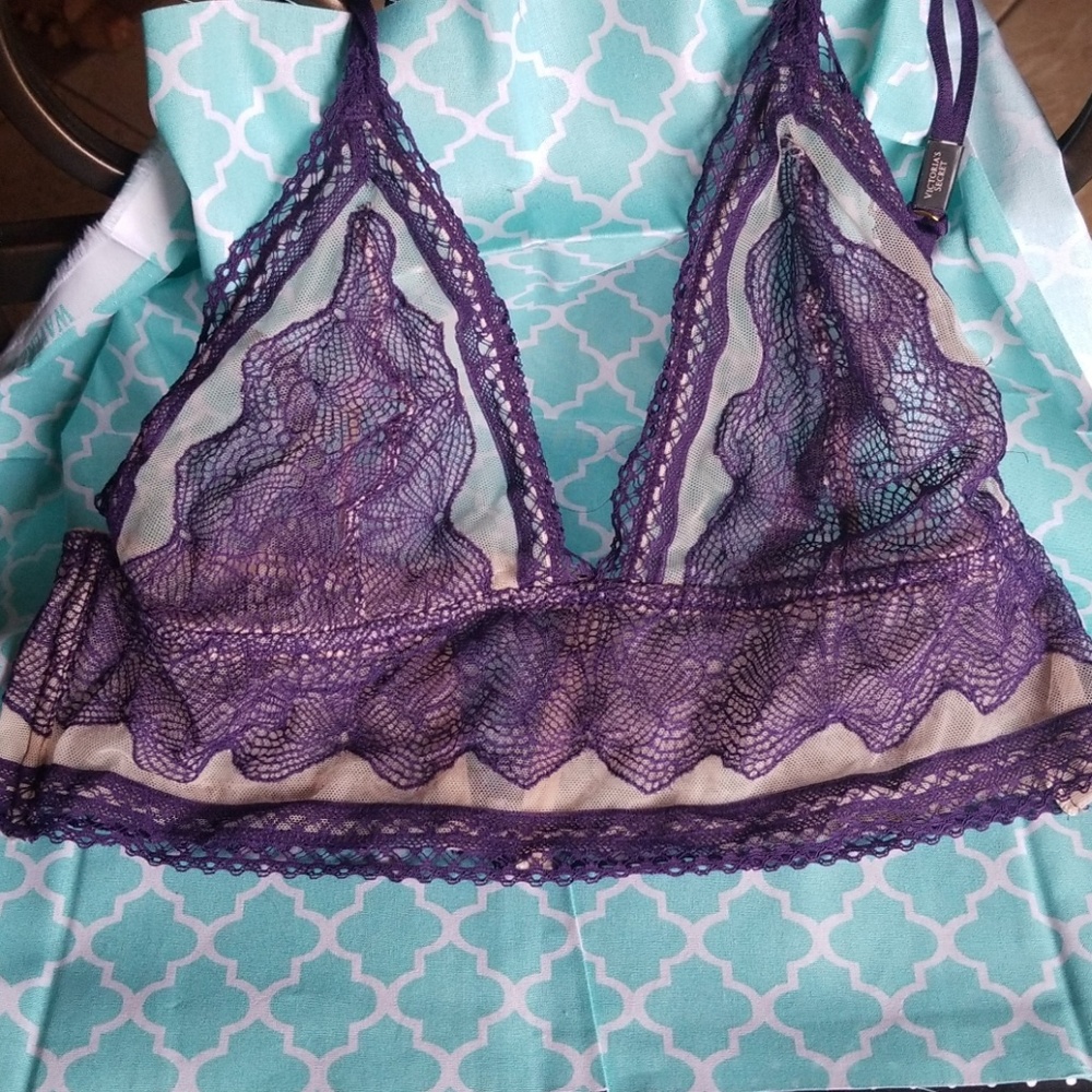 Brand new VS lace bralette